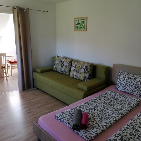 Apartment Marjetka Zirovnica Esterno foto